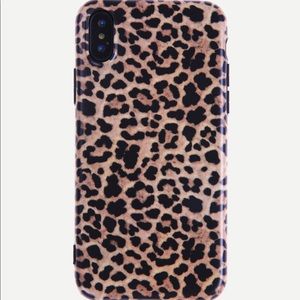 Cheetah iPhone X case ✨